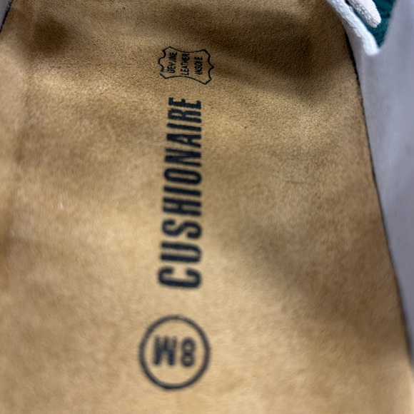 Elegant White Double Strap Sandals - Picture 4 of 6